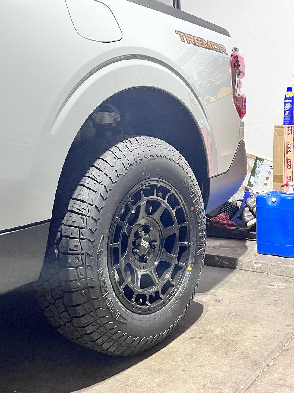 Aftermarket / Custom Wheels & Tire Photos and Specs (on Maverick ...