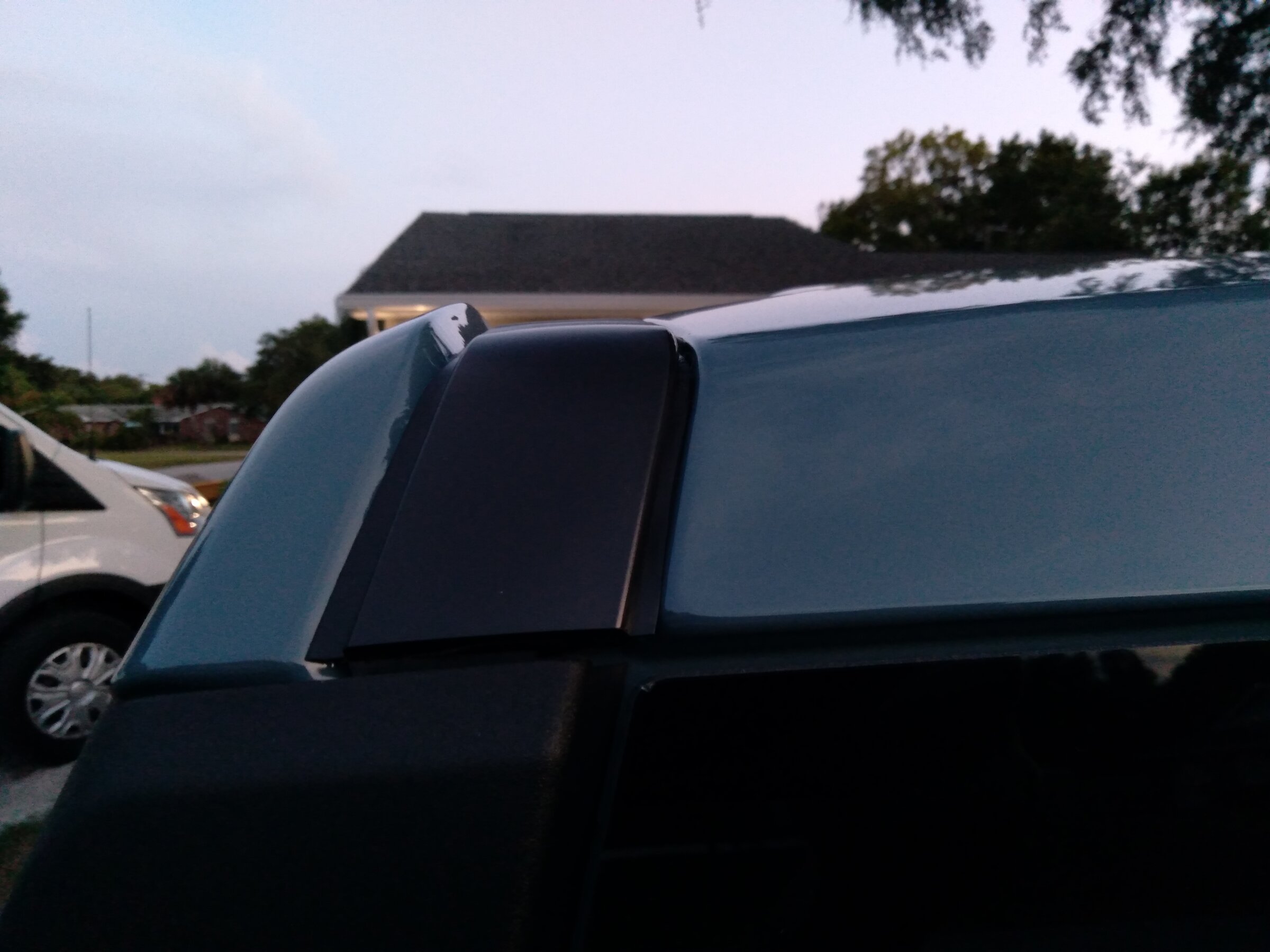Ford Maverick Roof Molding Factory Defect 20220525_201738