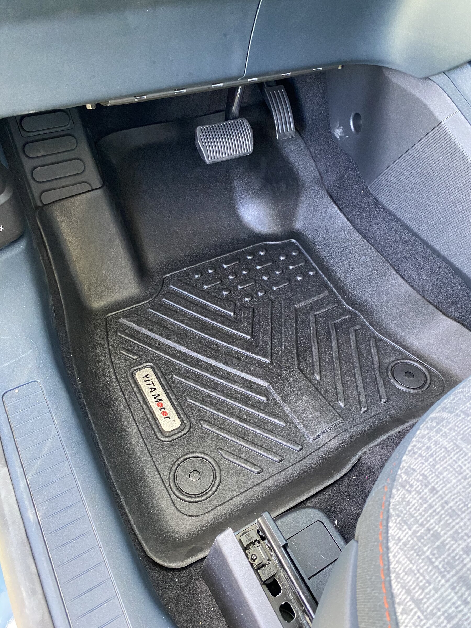 Hybrid floor mats 2022+ Ford Maverick Pickup