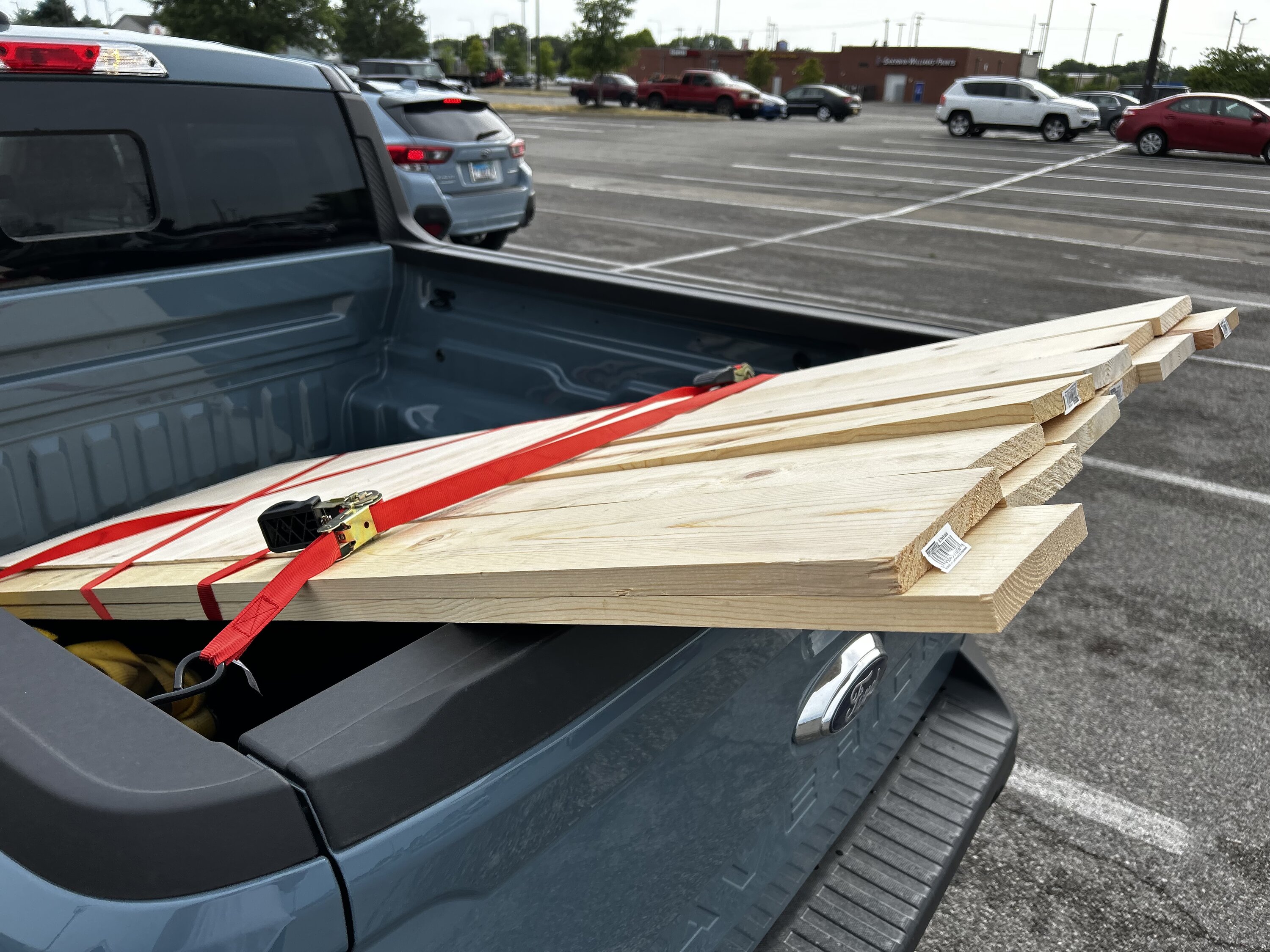 How do you strap down lumber?  MaverickTruckClub - 2022+ Ford