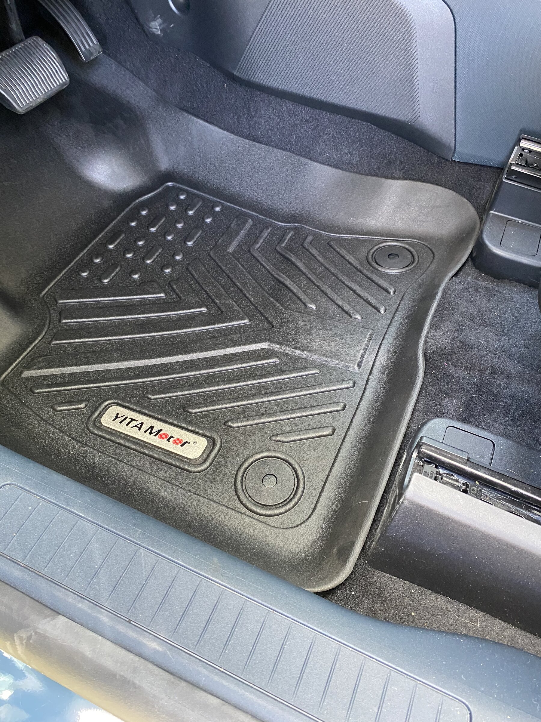 Hybrid floor mats 2022+ Ford Maverick Pickup