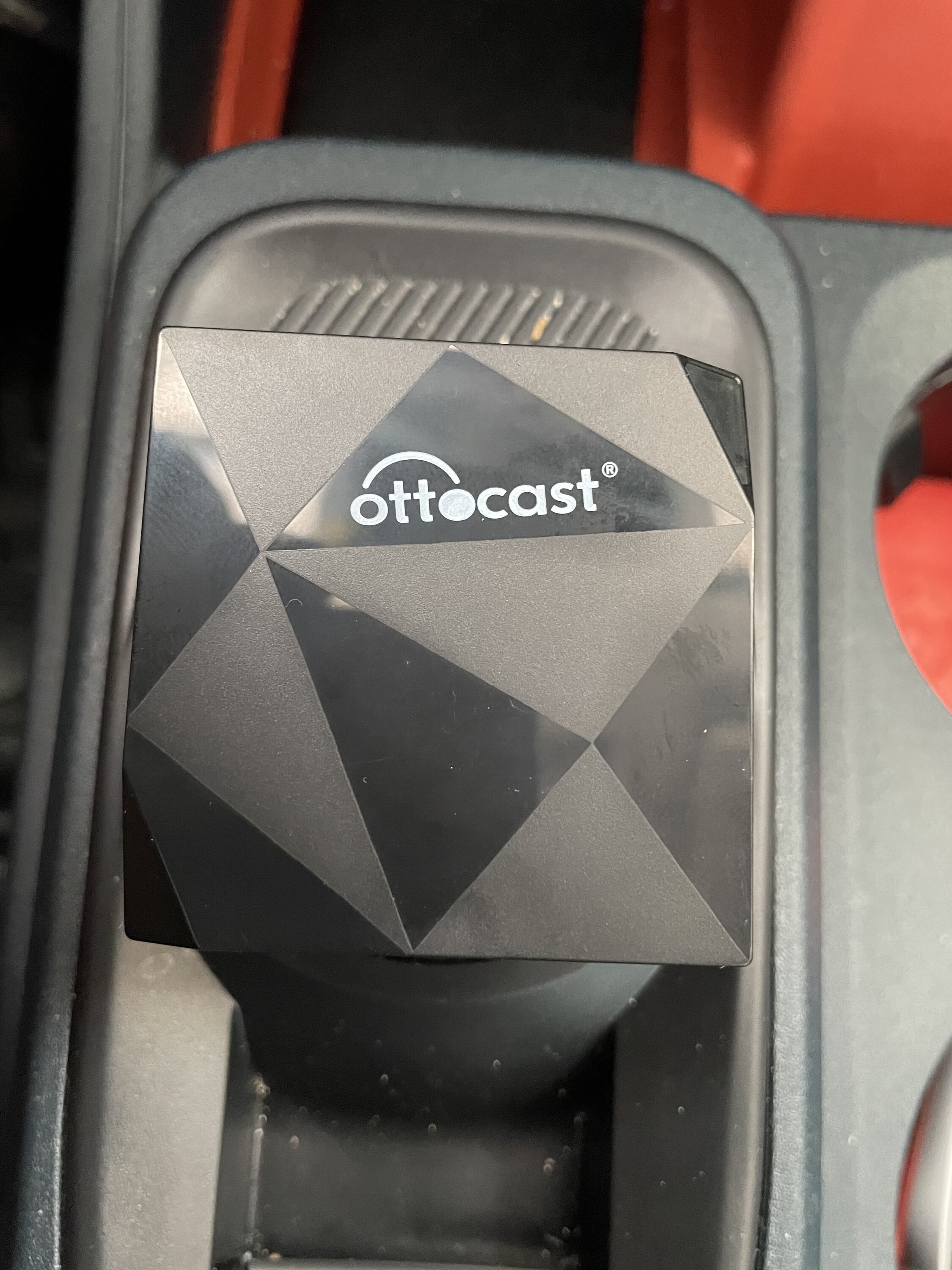 Wireless carplay from Ottocast : r/CarPlay