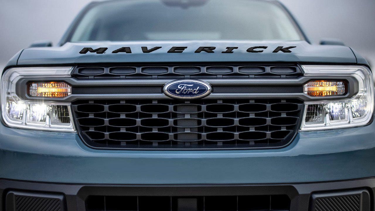 Ford Maverick Tailgate lettering on ALTO BLUE Capture.JPG