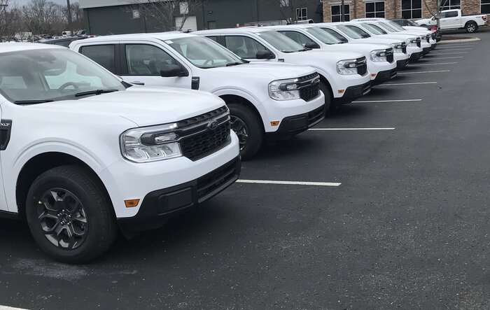 Spotted: Fleet XLT Mavericks (all with trailer hitch)!