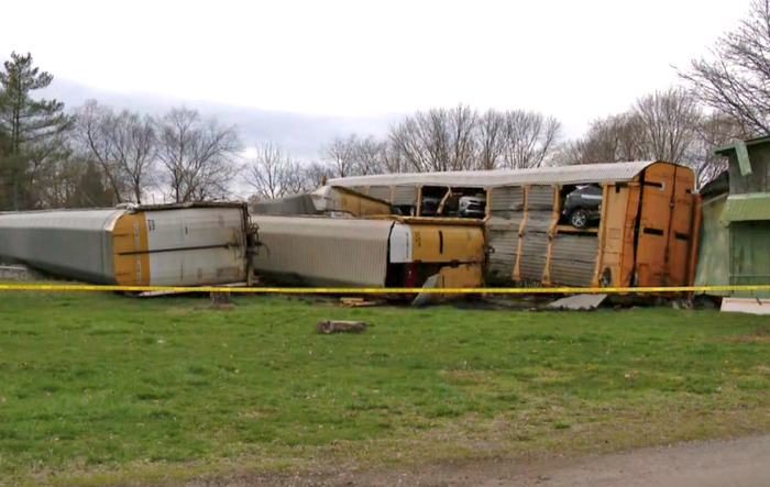 CSX Train Derails in Kentucky With Ford Mavericks Among Cargo 😟