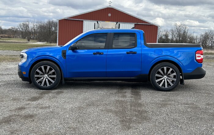 Truck fell down today (lowered my Maverick + 275/45/20 tires + 20mm spacers)