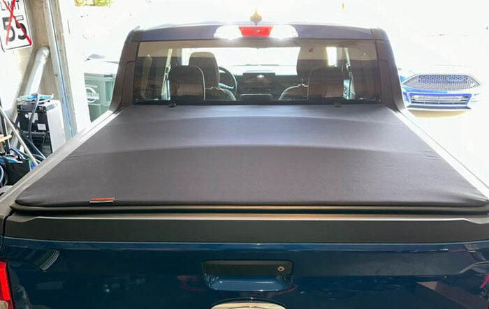 Sawtooth Stretchable Tonneau Cover