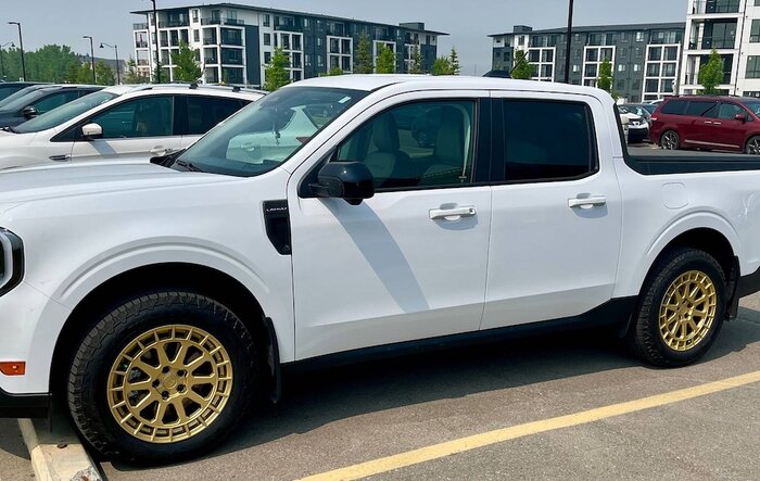 Black Rhino Gold Boxer Wheels on White '25 Lariat