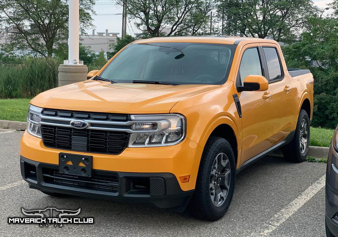 Best Looks Yet at 2022 Maverick in Cyber Orange [Lariat FX4]. Front