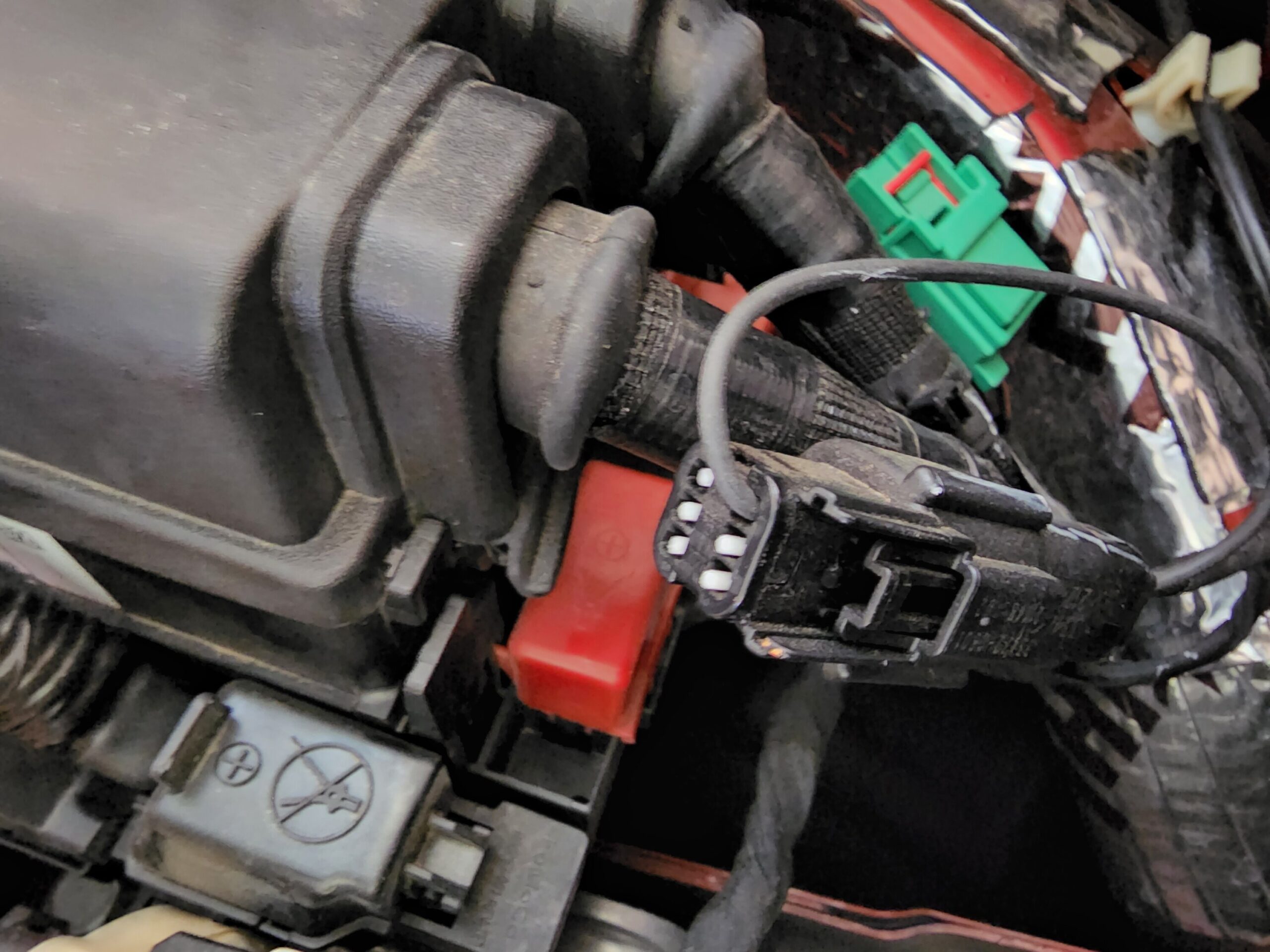 Hybrid Maverick engine jump start 2022+ Ford