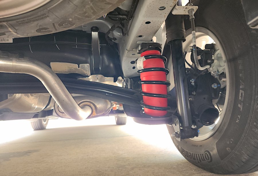 Air Lift 1000 Helper Air Springs and WirelessONE Compressor System