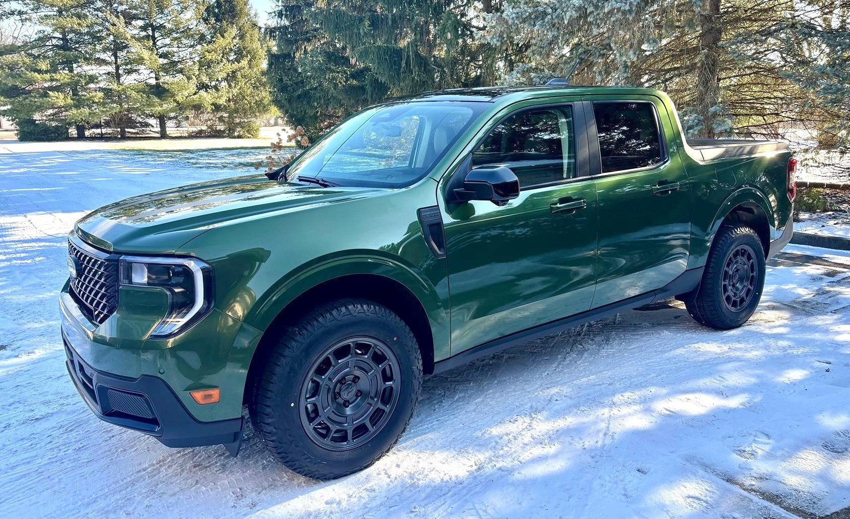 2025 Maverick Eruption Green BAP - Fifteen52 Metrix MX wheels +