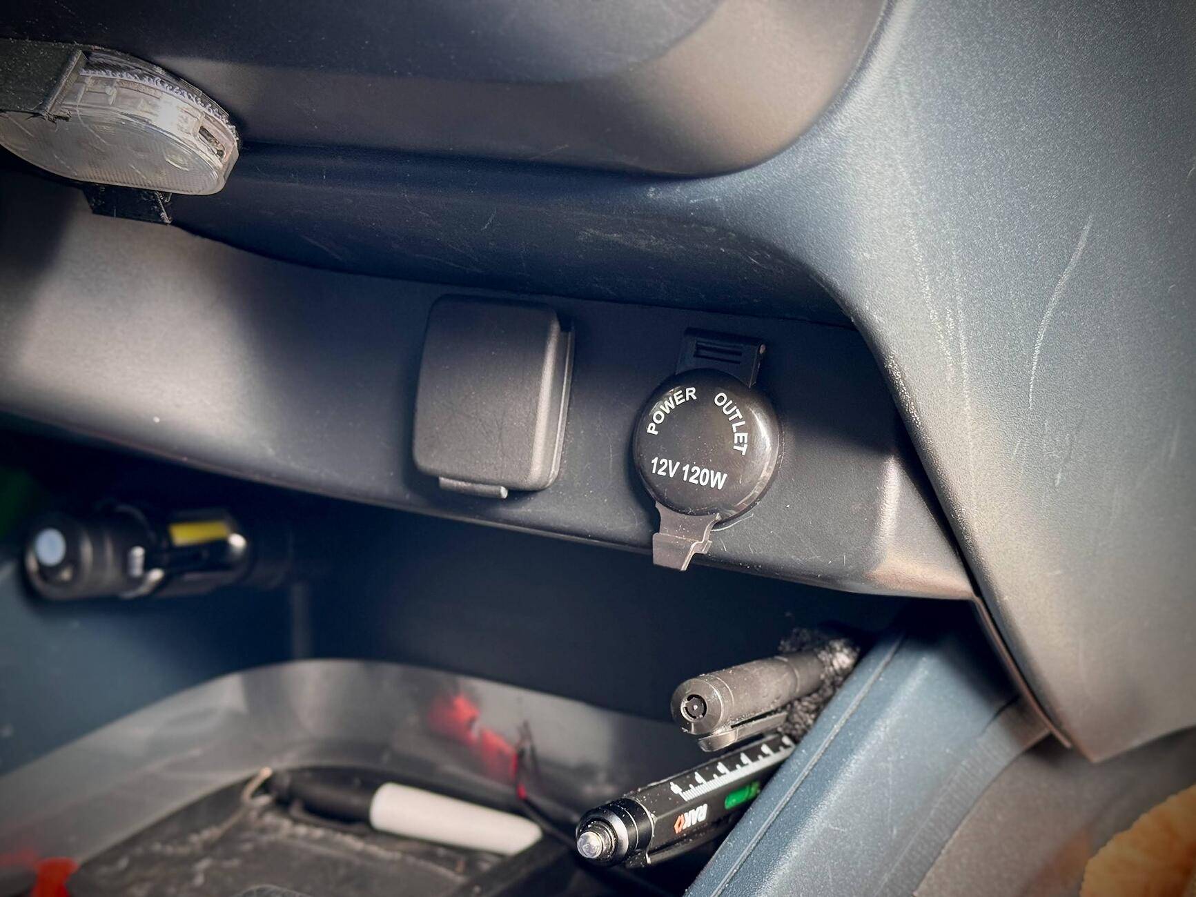 power from cigarette lighter in car Added second socket using Cigarette Socket Splice-In Tap Kit (with photos)  | MaverickTruckClub